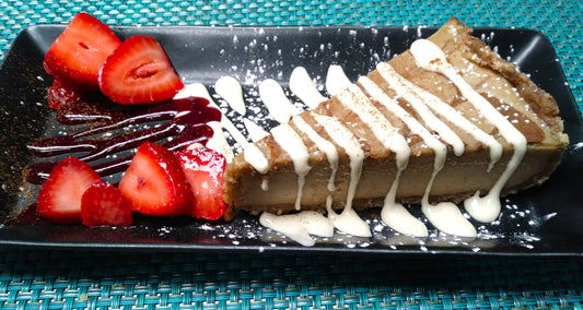 'Raw' Apple Cinnamon Cheesecake (gluten-free)